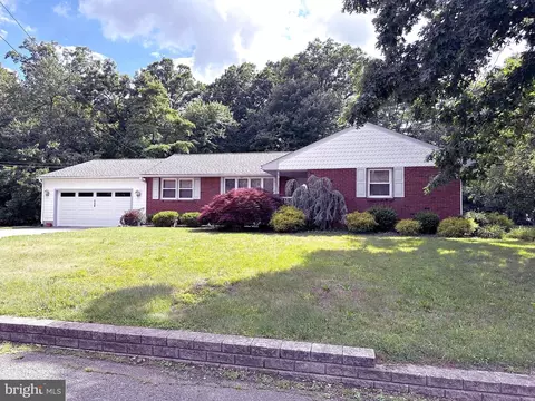 130 Bayer Ave, Deptford, NJ 08096