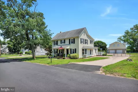 76 S Bridgeport Rd, Bridgeport, NJ 08014
