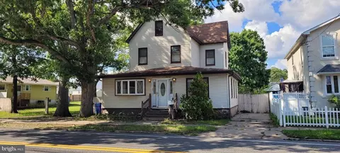 1111 Hessian Ave, National Park, NJ 08063