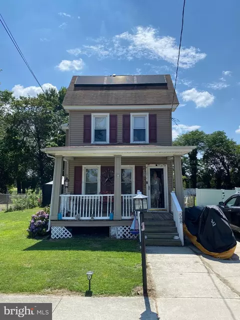 568 N Delaware St, Paulsboro, NJ 08066