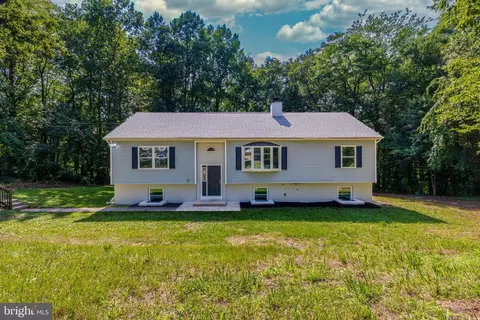 1854 Little Dr, Deptford, NJ 08096