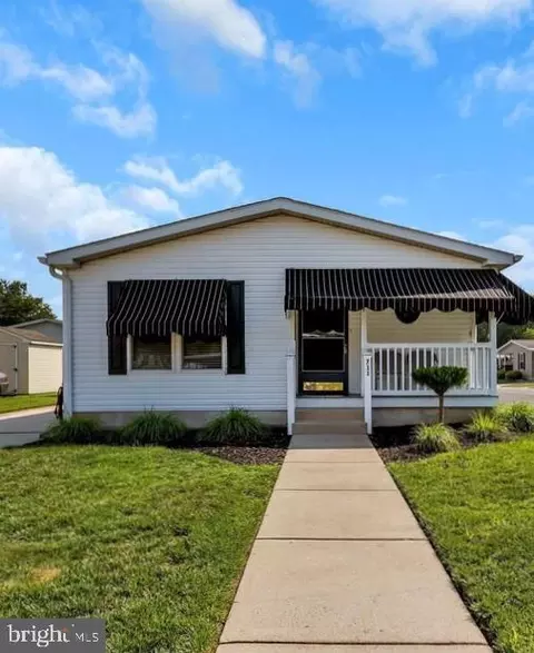 711 Dale Ln, Williamstown, NJ 08094