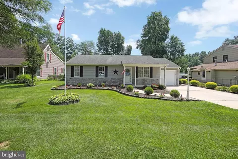 537 Elberne Ave, West Deptford, NJ 08093