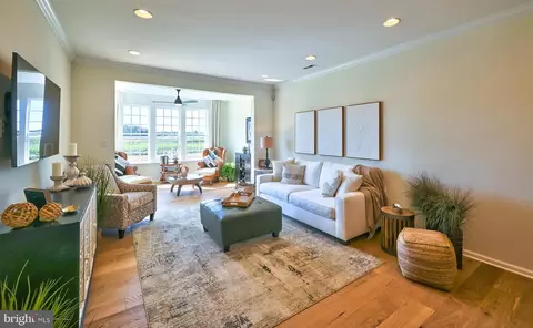 36 Queensferry Dr, Williamstown, NJ 08094