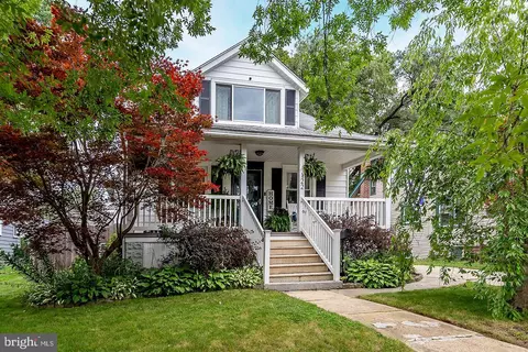 122 Station Dr, Woodbury, NJ 08096