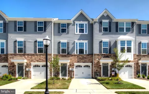 108 Pinnacle Pl, Sewell, NJ 08080