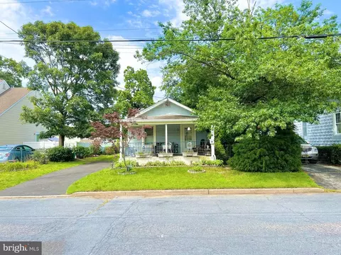 1097 Brewer Ave, West Deptford, NJ 08093
