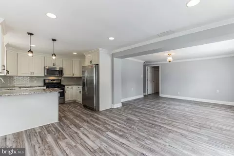 125 Stanger Ave, Glassboro, NJ 08028