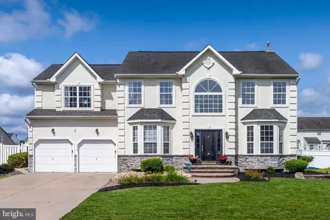 1317 Mulberry Ln, Williamstown, NJ 08094