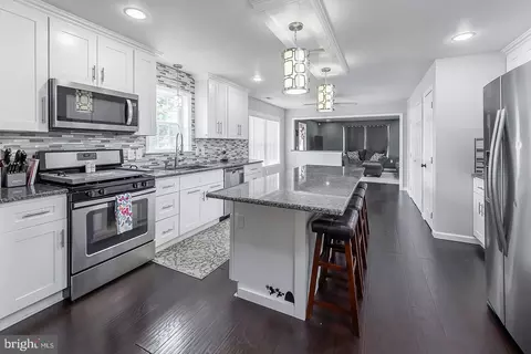 470 E Broad St, Gibbstown, NJ 08027