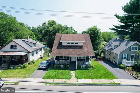 144 W Academy St, Clayton, NJ 08312
