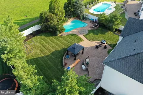 804 Castleton Dr, Mickleton, NJ 08056 photo 5