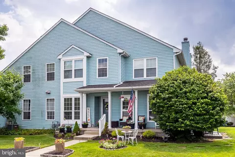71 Ginger Dr, West Deptford, NJ 08086