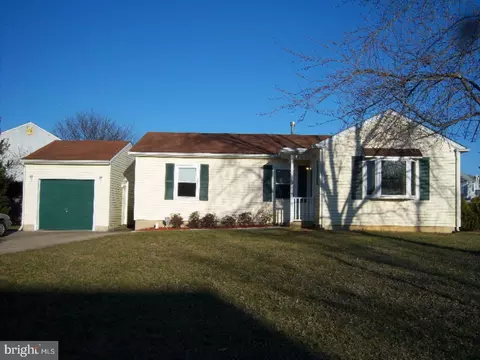 28 Alfred Ct, Glassboro, NJ 08028