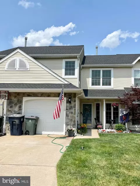 165 Kerry Lynn Ct, Williamstown, NJ 08094