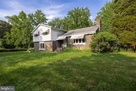 810 S Academy St, Glassboro, NJ 08028