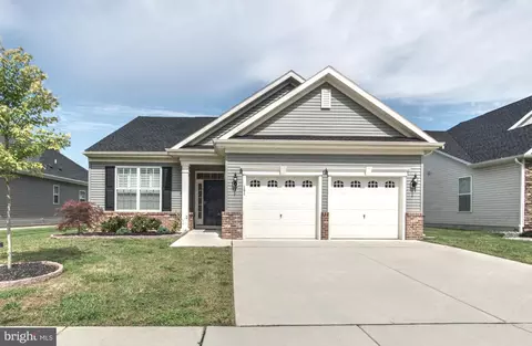 141 Cottage Gate Cir, Sewell, NJ 08080