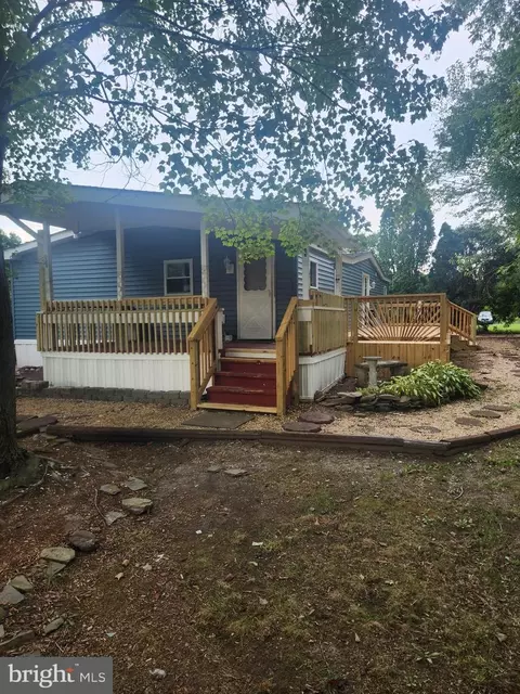 202 Eisenhower Ave, Williamstown, NJ 08094