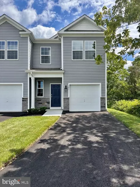 173 Mazzeo Dr, Glassboro, NJ 08028