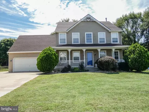 48 Belfiore Dr, Swedesboro, NJ 08085