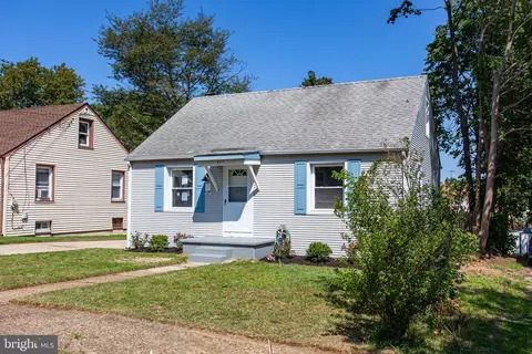 437 Morton Ave, Paulsboro, NJ 08066