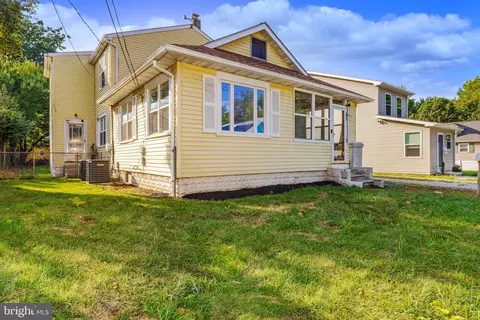1352 Burkett, West Deptford, NJ 08051