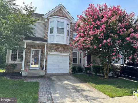 198 Chancellor Dr, Woodbury, NJ 08096