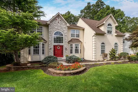 1067 Bonnie Blue Cir, Williamstown, NJ 08094