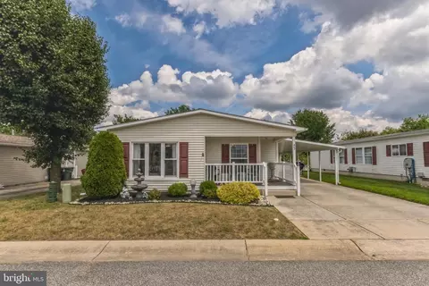 497 Shadowcreek Ln, Williamstown, NJ 08094