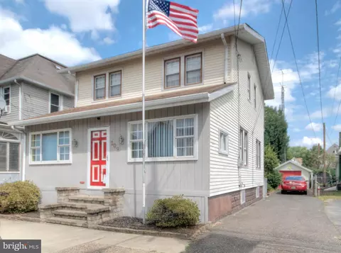 209 Delsea Dr, Westville, NJ 08093
