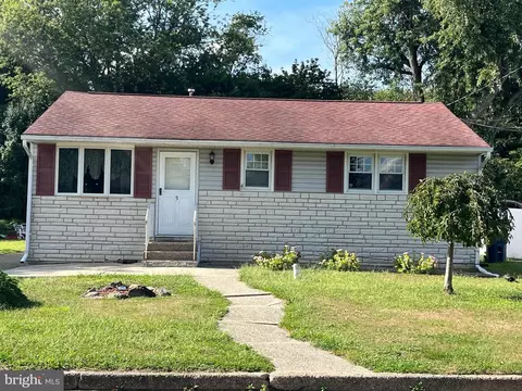 3 Battles Rd, Williamstown, NJ 08094
