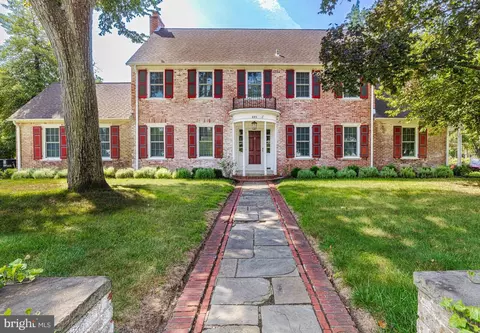 605 Delaware St, Woodbury, NJ 08096