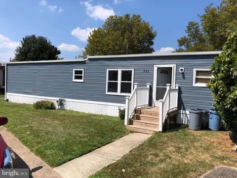 351 Park Rd, Sicklerville, NJ 08081