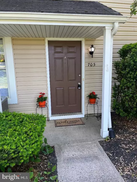 703 Sedgewick Ct, Sewell, NJ 08080