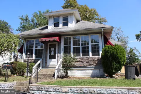 50 Watkins Ave, Woodbury, NJ 08096