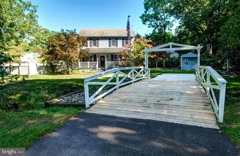 431 Hickory Ave, Deptford, NJ 08096