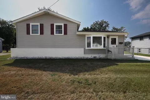 239 Somerset Rd, Woodbury, NJ 08096