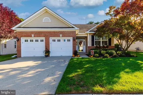 236 Night Hawk Cir, West Deptford, NJ 08086