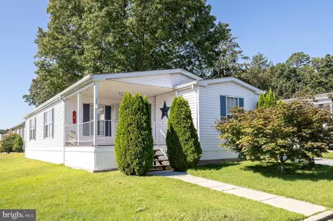 77 Garfield Pl, Williamstown, NJ 08094