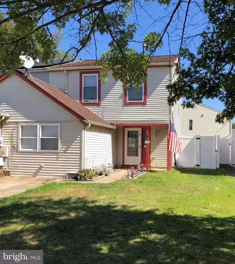 6 Quasar Ct, Sewell, NJ 08080