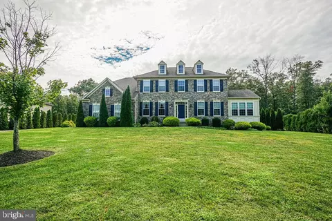104 Florawood Ct, Franklinville, NJ 08322