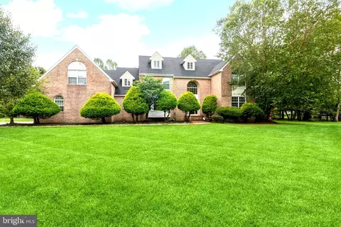 6 Shawnee Dr, Wenonah, NJ 08090