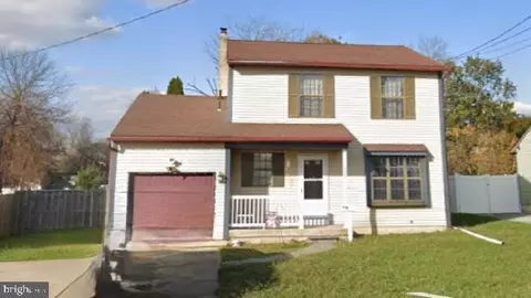 229 W Clayton Ave, Clayton, NJ 08312