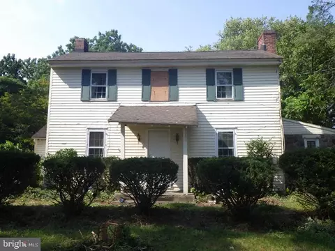 303 Chapel Heights Rd, Sewell, NJ 08080