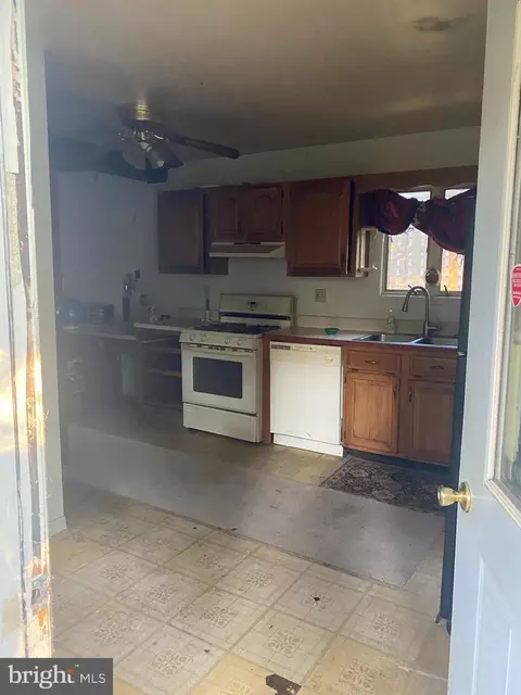 210 Boulevard Ave, Pitman, NJ 08071 photo 3