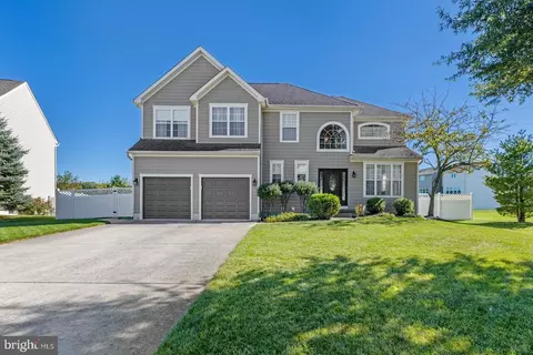 800 Renaissance Dr, Williamstown, NJ 08094