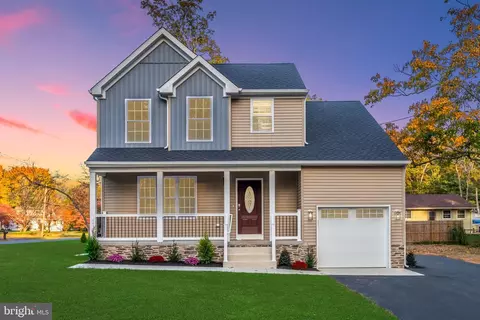 2897 Alberic St, Vineland, NJ 08360