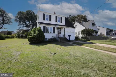 144 Oak Ave, Westville, NJ 08093