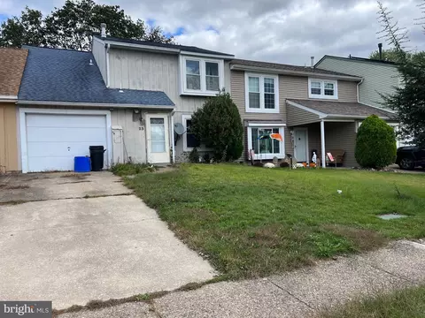 23 Aldeberan Dr, Turnersville, NJ 08012