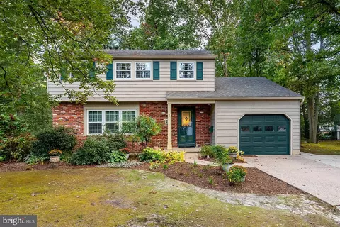 22 Bridge Dr, Turnersville, NJ 08012